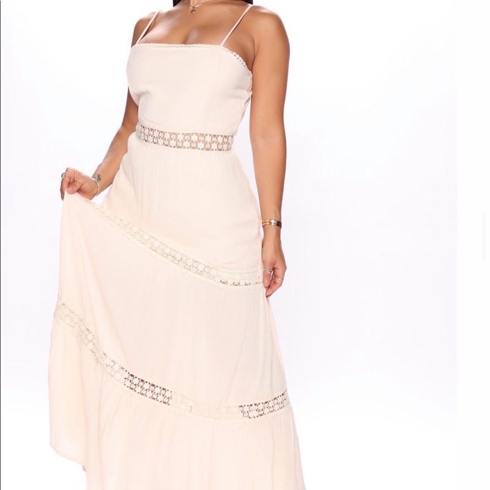 FASHION NOVA MAXI DRESS